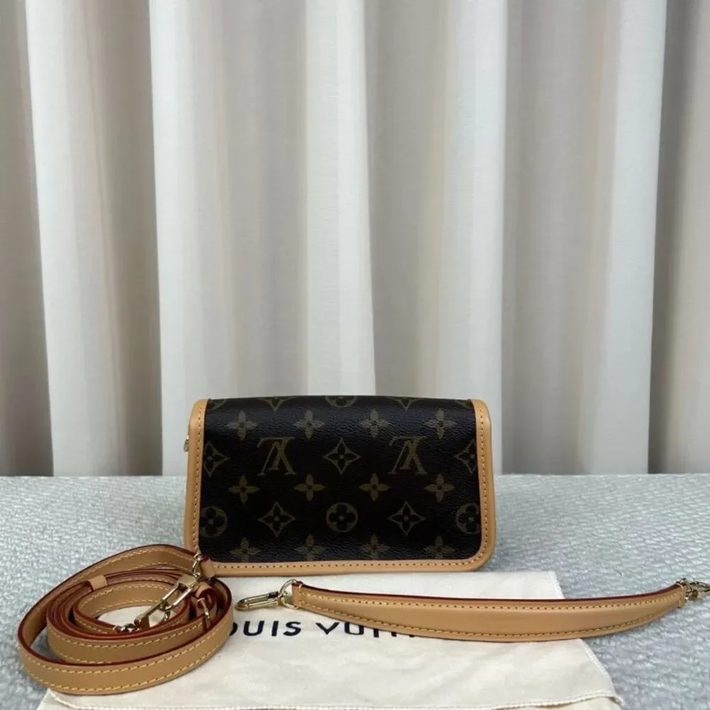 Louis Vuitton Women Pre-Loved Bag Very Good Condition